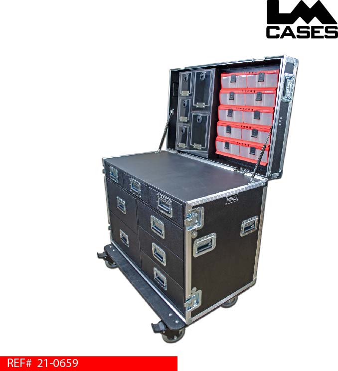 custom-athletic-trainer-sideline-trunk-buffalo-bills-lm_cases.jpg