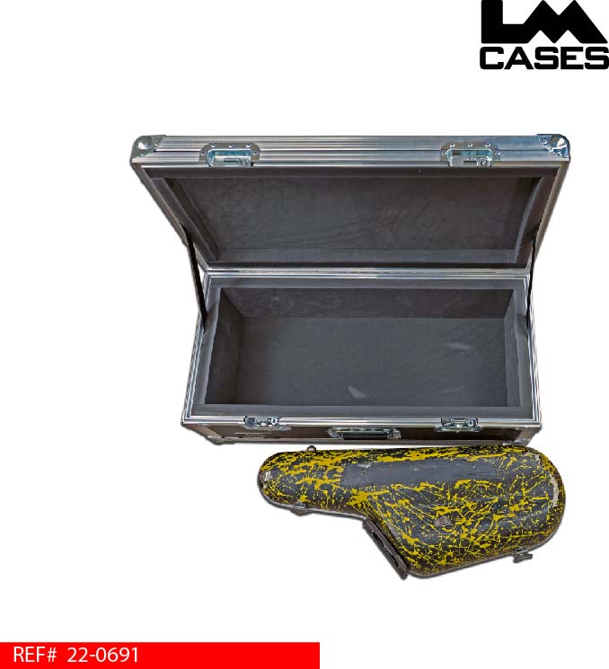 custom_flight_case_for_alto_saxophone.jpg