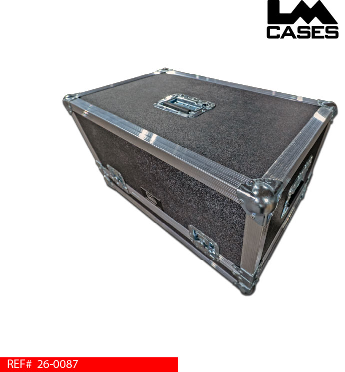 custom_flight_case_for_ampeg_svt-cl_bass_amp.jpg