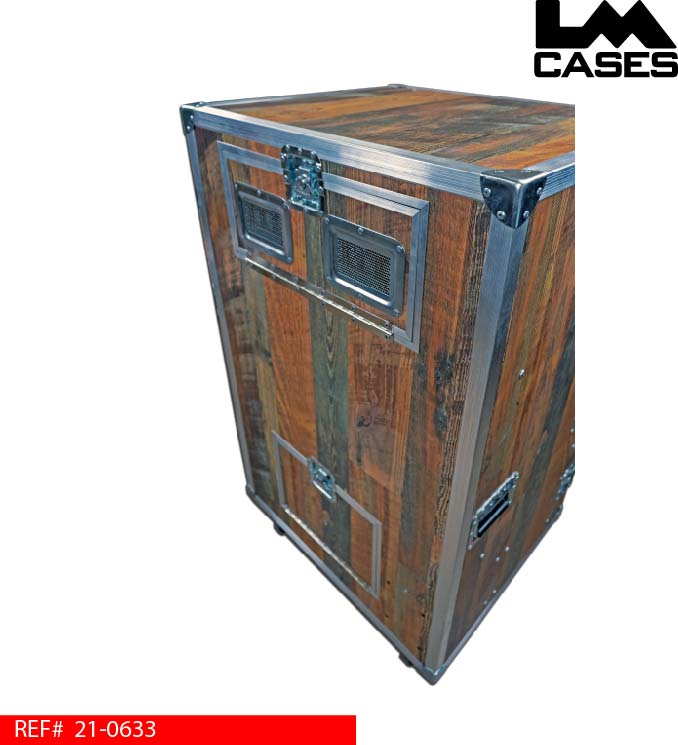 custom_trap_doors_for_flight_case.jpg