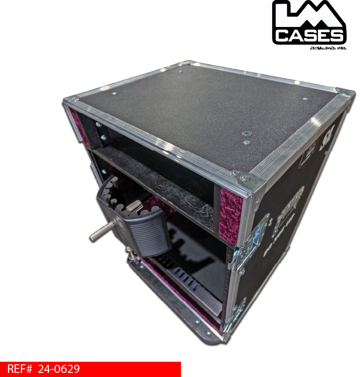 live_in_case_for_ampeg_pf115he_with_mic_mount_and_rack.jpg