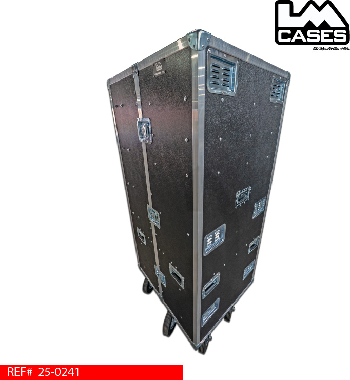 lm_cases_helmet_shoulder_pad_glove_transport_trunk.jpg