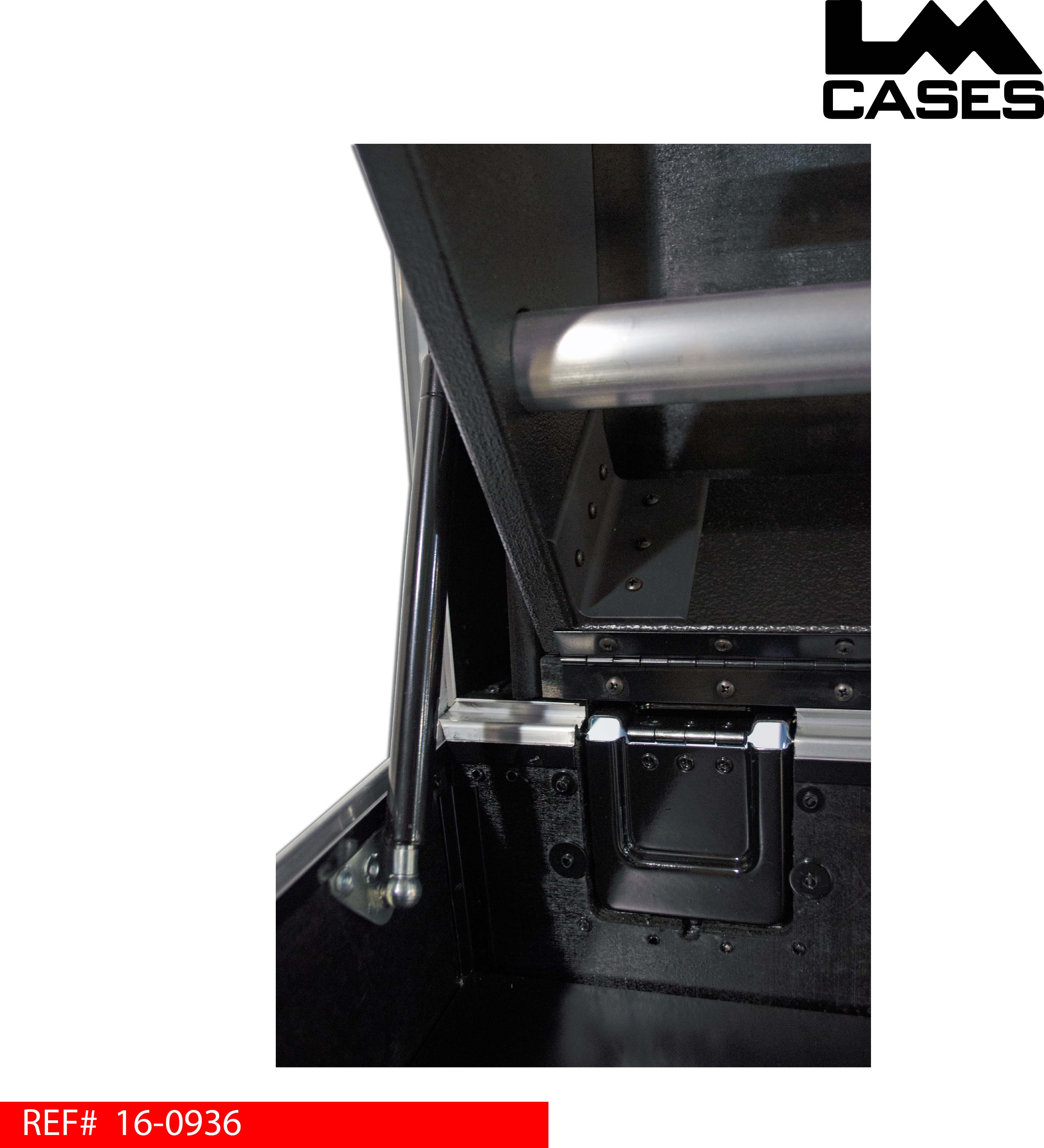 road-case-gas-spring-supported-lid.jpg