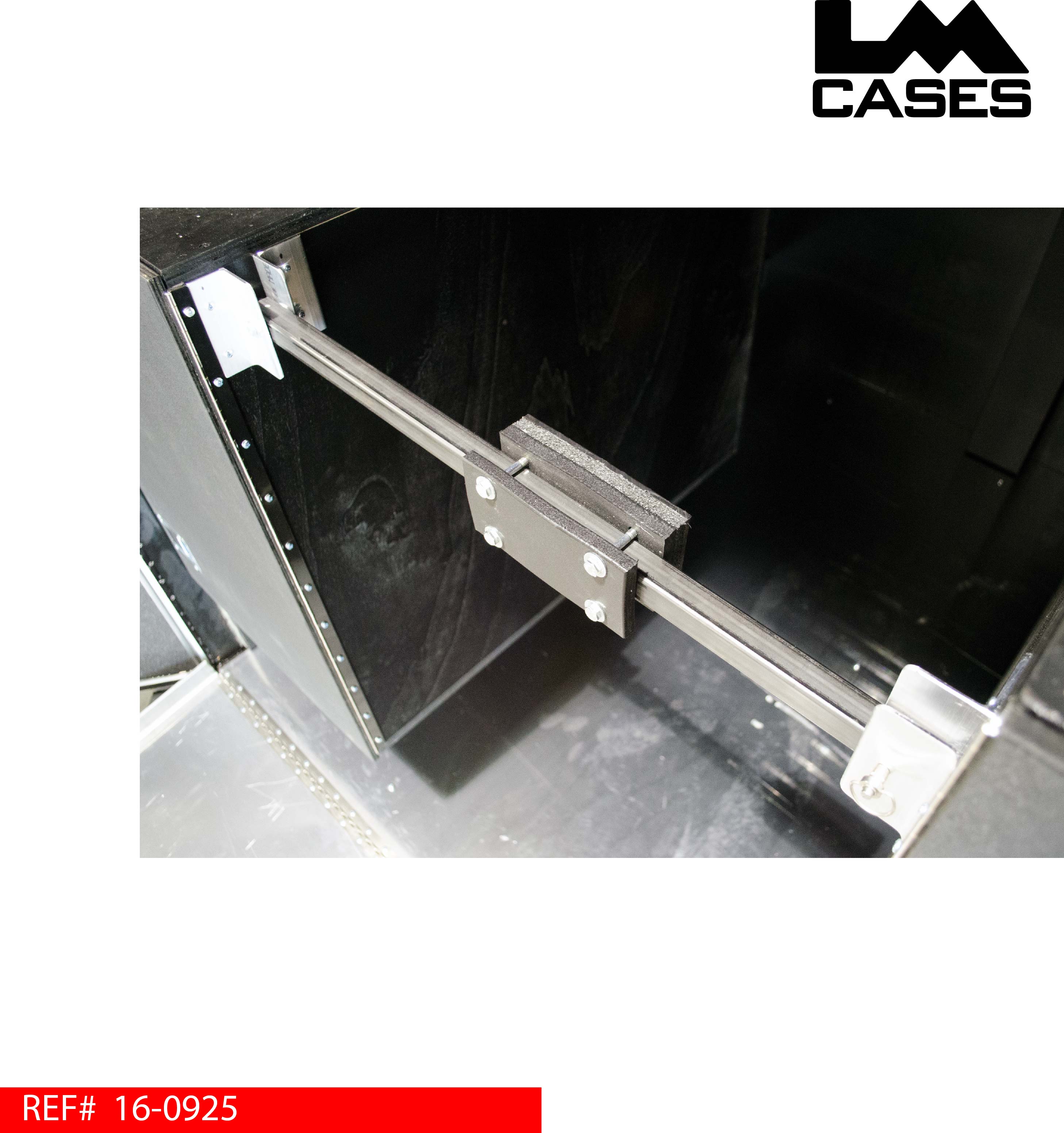 road-case-support-bar.jpg